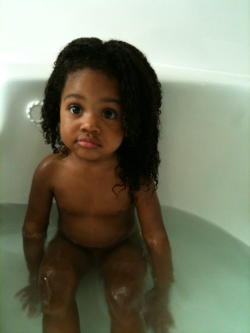 morgztaylor:  feyi634:  Want my daughter to look like that!!  ^me too  