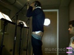 @Harry_Styles bum! LOOOL!