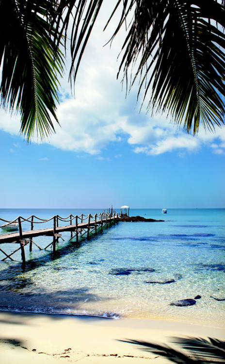 travelingcolors: Koh Kood Beach | Thailand