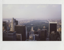 hazor:  Above New York. Above the Sun (by