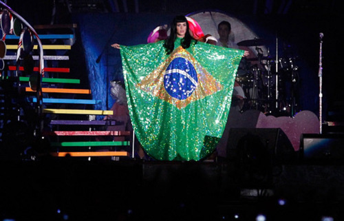 oieusinto:  Todos mostraram a bandeira, mas ninguém nunca a vestiu. 