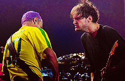 fanaticbychoice:  RHCP at Rock In Rio, Brazil. September 24, 2011. 