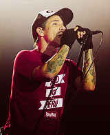 fanaticbychoice:  RHCP at Rock In Rio, Brazil. September 24, 2011. 