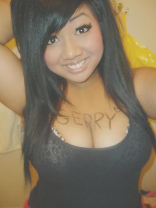 marachantha: thickasians: Curvy and healthy Asian. If you like what you see, check out her blog at&n