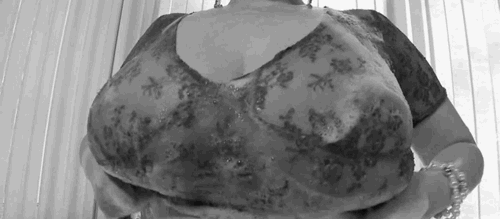 bigboobster:  Luckily, @Jenna_Valentine is hosting regular live cam shows, so make sure you don’t miss em… BOOB ON! 