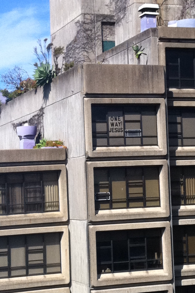 shortsgasm:  i think everyone who lives in sydney knows of this building! i look