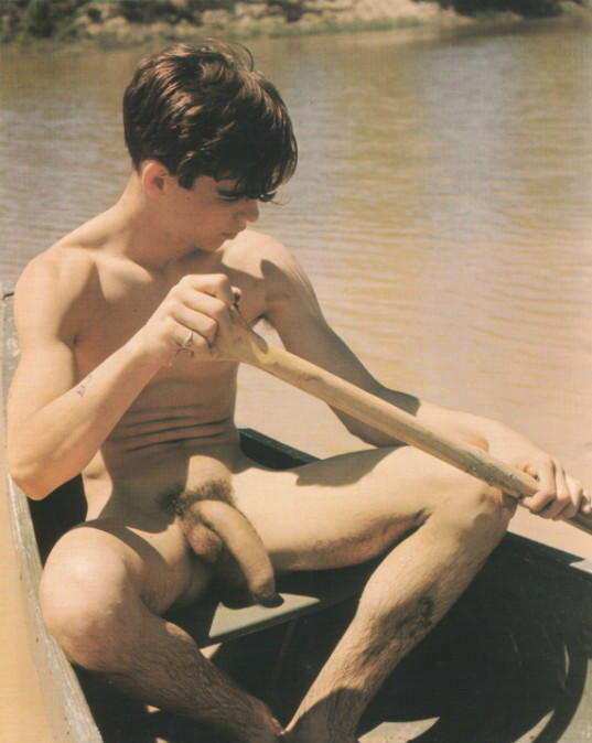 mybiventure:  Paddle the canoe, I’ll just look at that big dick and plan how to