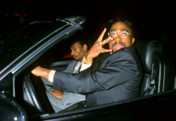 embracingmydarkside:  2Pac & Snoop Dogg