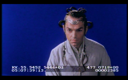 ladyofgondor:This was almost Elrond’s hairdo in the coronation scene of Return of the King. :D
