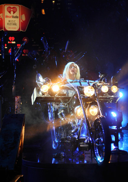 LadyxGaga