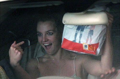babydreamgirl: me when I get mcdonalds