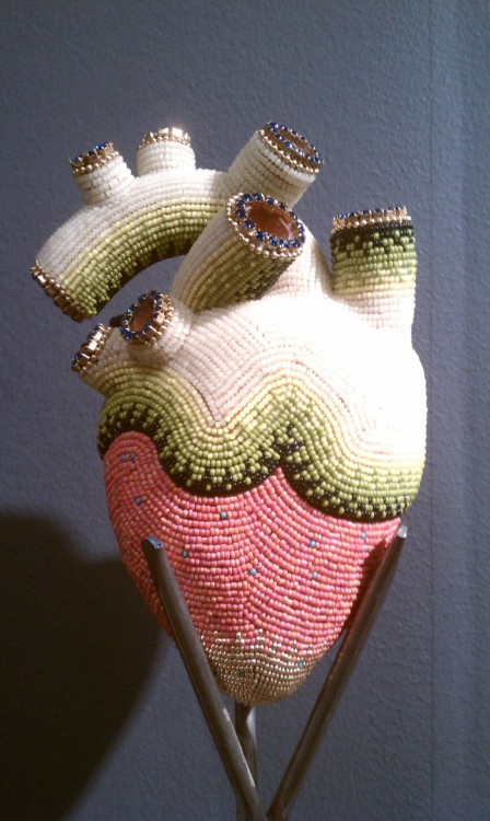 mexandthecity:  DIEGO: Corazon Huichol is a thing of beauty.  