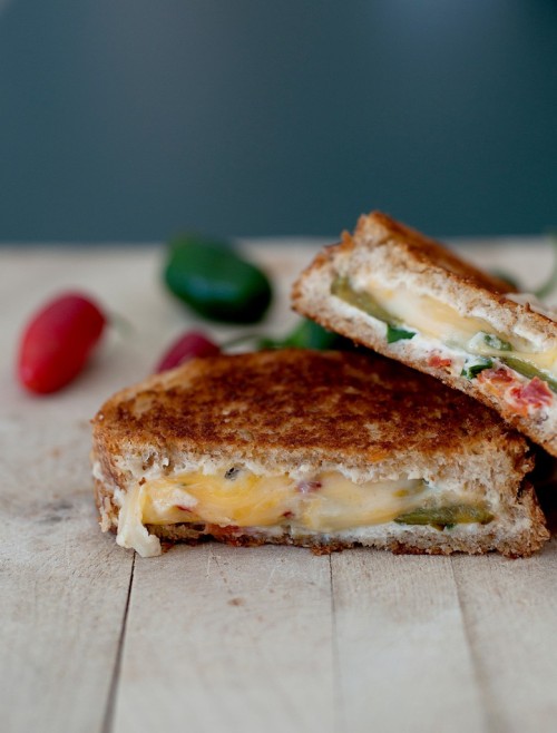 justbesplendid - Jalapeno Popper Grilled Cheese Sandwich by BS’...