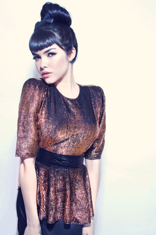 reneeruinseverything:  The Girl’s got Style! | Tamara Sky  she’s so fucking unnnnnf.