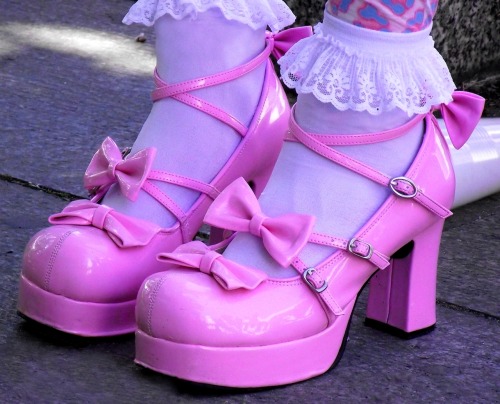 fuckyeahgothicshoes:  pandiva:  Aren’t they beautiful? ♥ (idkn whose are they tho xDD)  daniellad fuckyeahgothicshoes: