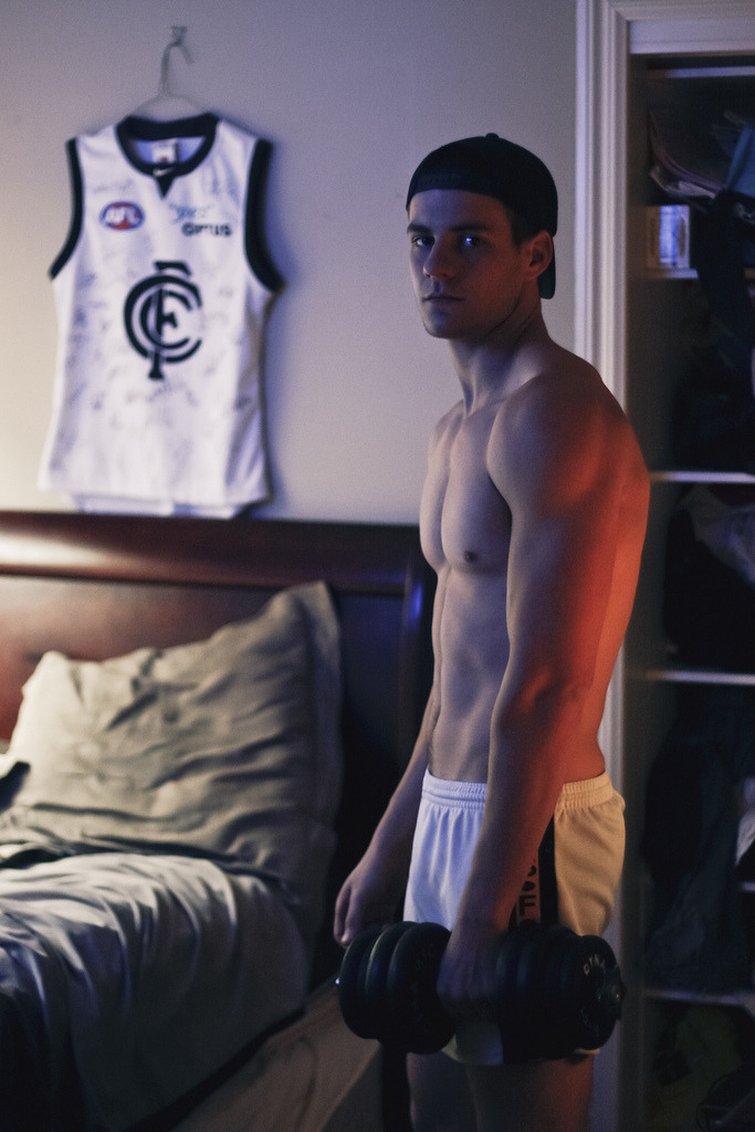 xxx TROY IS NAKED xxx