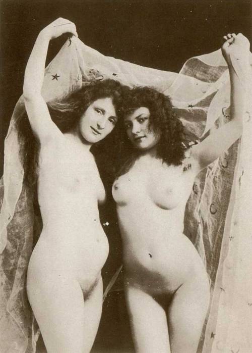 Black and white vintage nudes