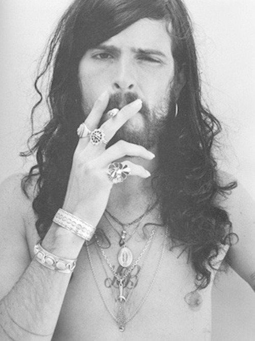 streetflashes:  dayzea:  yyeea ok  Devendra! Sweetest man alive.   momentomagicoconme:aha, ha, ha … male type ‘Jesus’ is not my taste