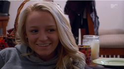 macibookoutfan:  reblog if you think she looks gorgeous here!