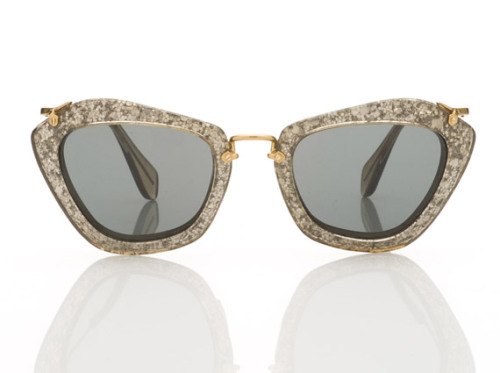 Currently obsessed with&hellip;. Miu Miu Glitter Glasses &lt;3