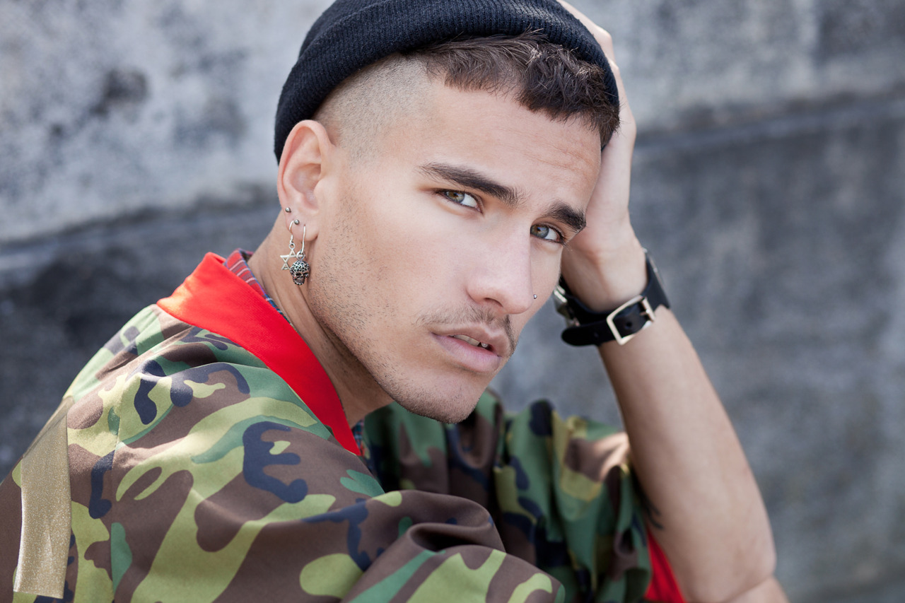 criminalmovement:  me by Dimitrios Vellis 
