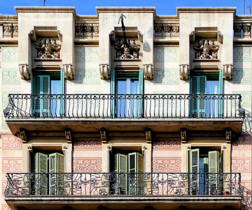 Barcelona - Rosselló 245 b by Arnim Schulz on Flickr.