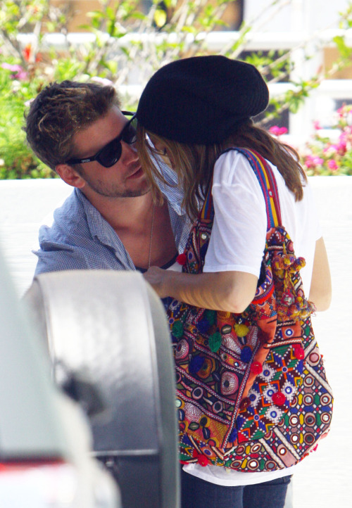 tofasttolivetooyoungtodie:  want more photos like this on your dash? still-counting-sheep.tum
