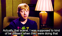  Rupert Grint discussing Dan and Emma’s kissing scene in DH 1. 