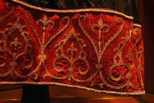 This garment forms a part of the Insignia of the Holy Roman Empire. This tunicella is from the Roger