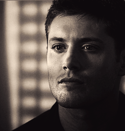 jenny-cockles:  Jensen Ackles’ Beauty Appreciation Post   Too fucking pretty &gt;=[ 