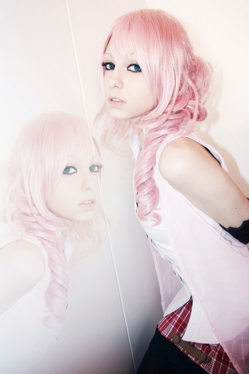 cosplaygirl: Cosplay - Serah Farron by ~IchikoXares on deviantART