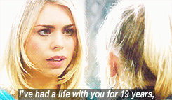 the-shade-of-sonic-lipstick:  nodaybuttodaytodefygravity:   #and then you’re sitting