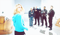 the-shade-of-sonic-lipstick:  nodaybuttodaytodefygravity:   #and then you’re sitting