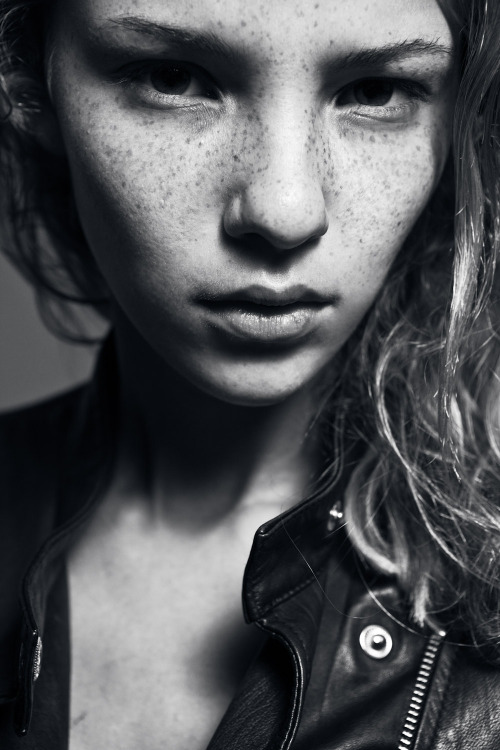 nandoesparza: Rachel Y @ FORD RBA Photographed by Nando Esparza