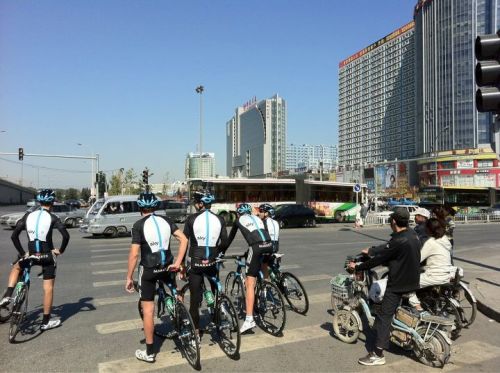 fuckyeahcycling: Team Sky training ride in Beijing. (via Wall Photos)