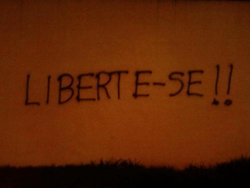 Violentamente Pacifico