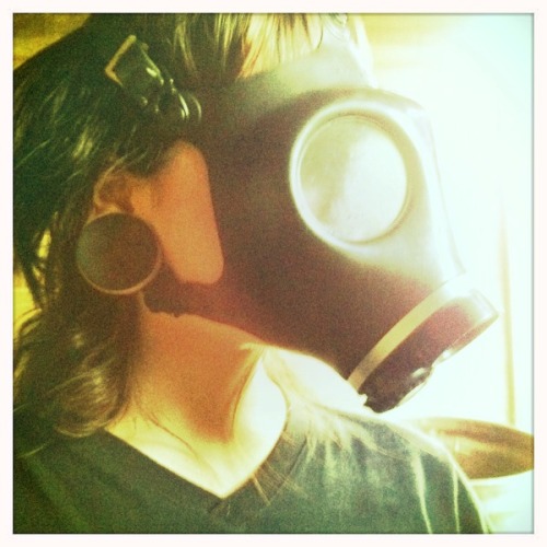 ohhellokelsey:  Farm adventuring + gas mask 