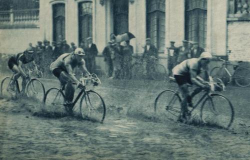 lacadenilla: Primera etapa del Tour de France de 1936. En medio de un diluvio.