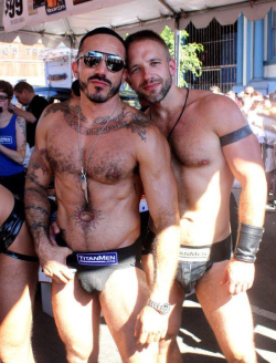 dreamzweaverin:  Bears oh my.  TitanMen….Angelo!