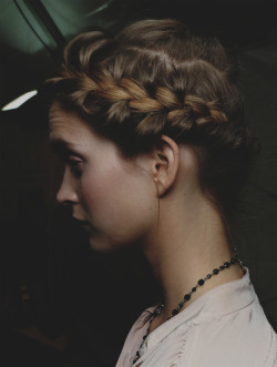 Mirte Maas backstage Valentino Spring 2012