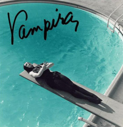 mermaidcutie:  vintagegal:  Vampira 1950’s