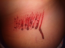 myscarscompleteme:  Relapsed… Oh razor,