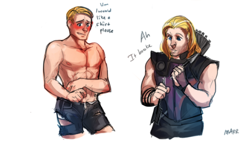 ironfries:  what is this costume accuracy you speak of 8)a  cakegun answered: costume swap of the Avengers?  well if this is what you mean by costume swap, i hope you’re okay with my choices muahaha 