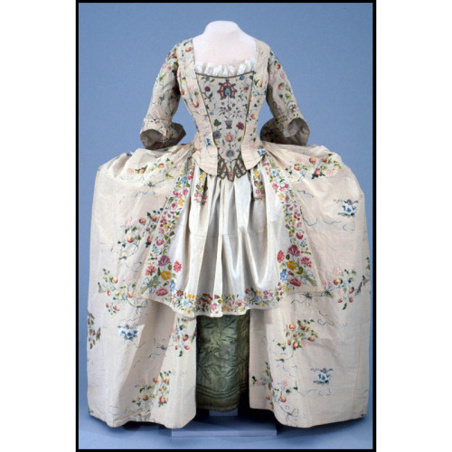 oldrags:Dress, ca 1745 England, Colonial Williamsburg
