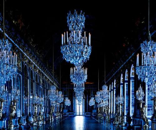 my18thcenturysource: Galerie des Glaces or gallery of the Mirrors, Palais de Versailles. Constructio