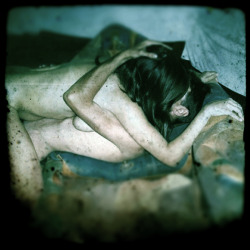 hipstamaticsex:  submitted by Summer Camp 