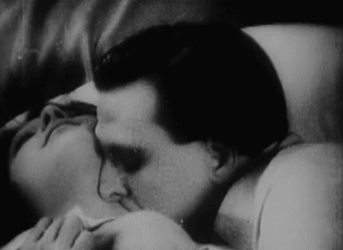 colettesaintyves:  Erotikon, Gustav Machatý, 1929. 