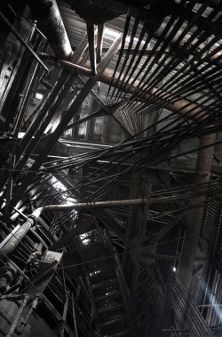 neuromaencer:  original image by Steel Mill