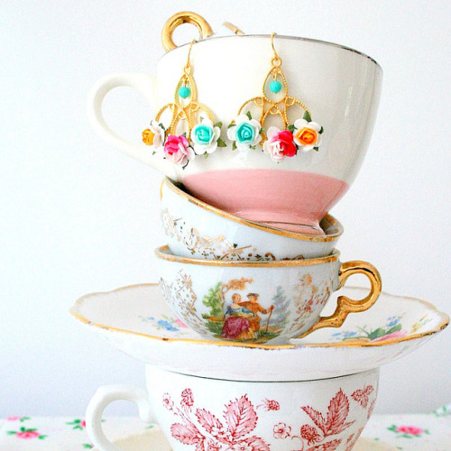 nestprettythings:Tea anyone? on Flickr.tea cups