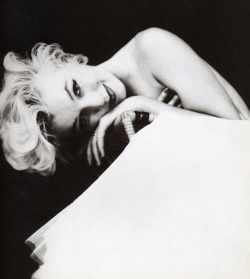 bohemea:  Marilyn Monroe by Milton Greene,